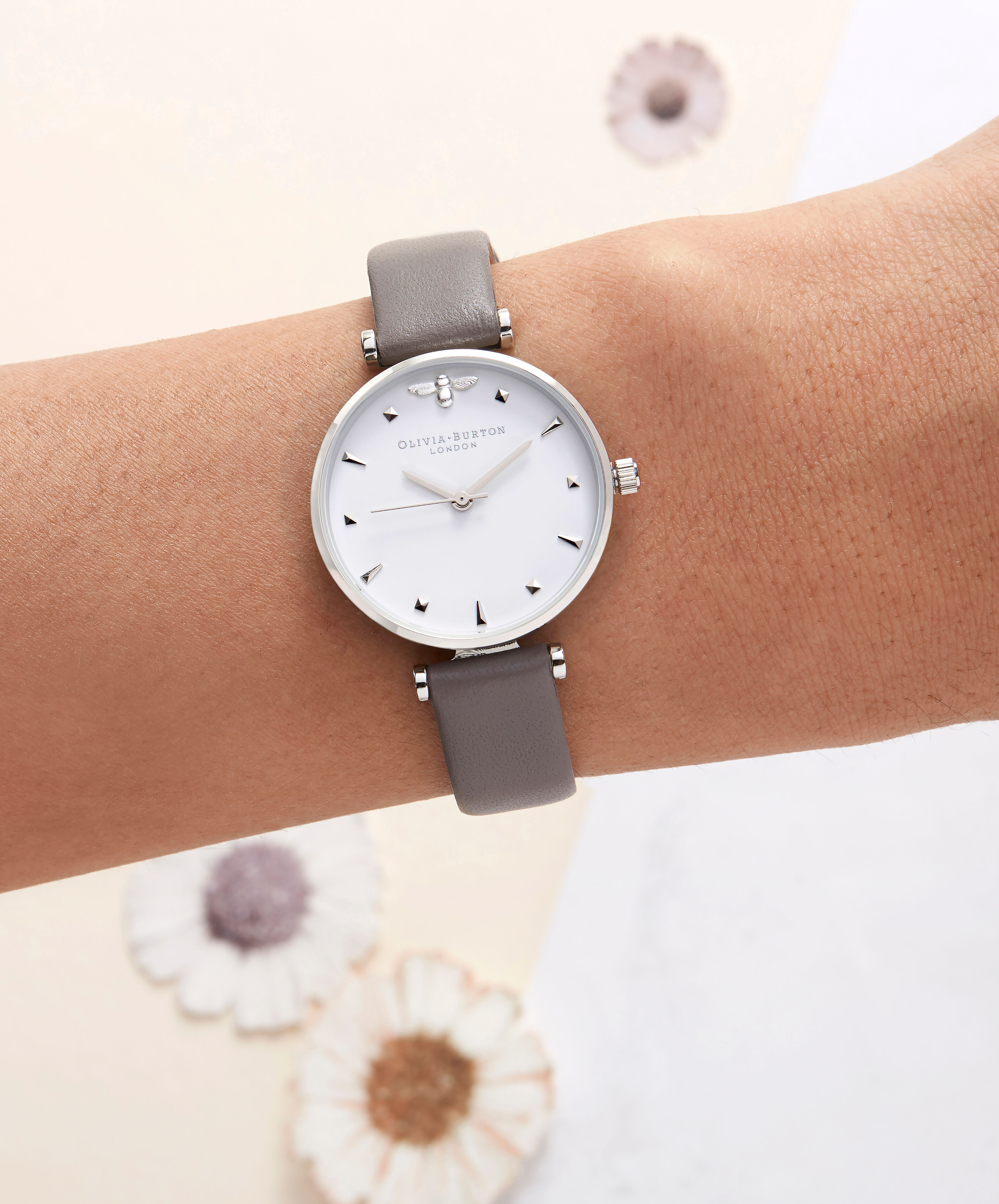 Olivia burton queen clearance bee
