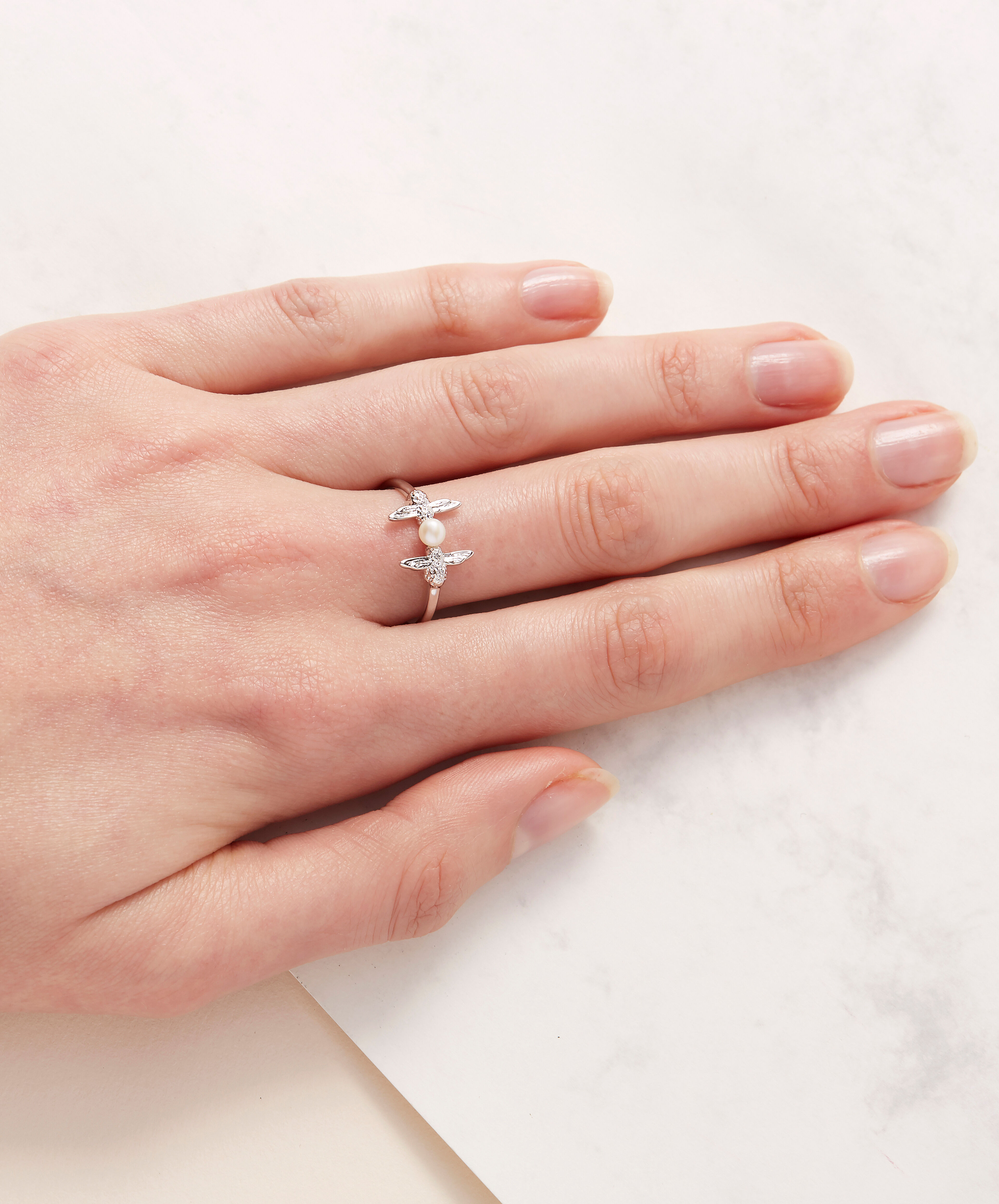 Olivia burton pearl bee ring store