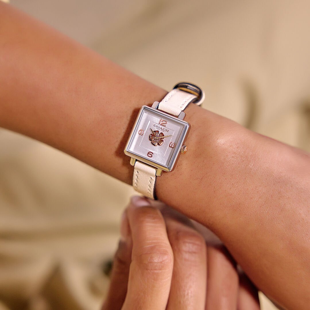★シンプルなスクエアが人気★COACH Cass Ladies Watch Coach | Movado Company Store | Coach Cass
