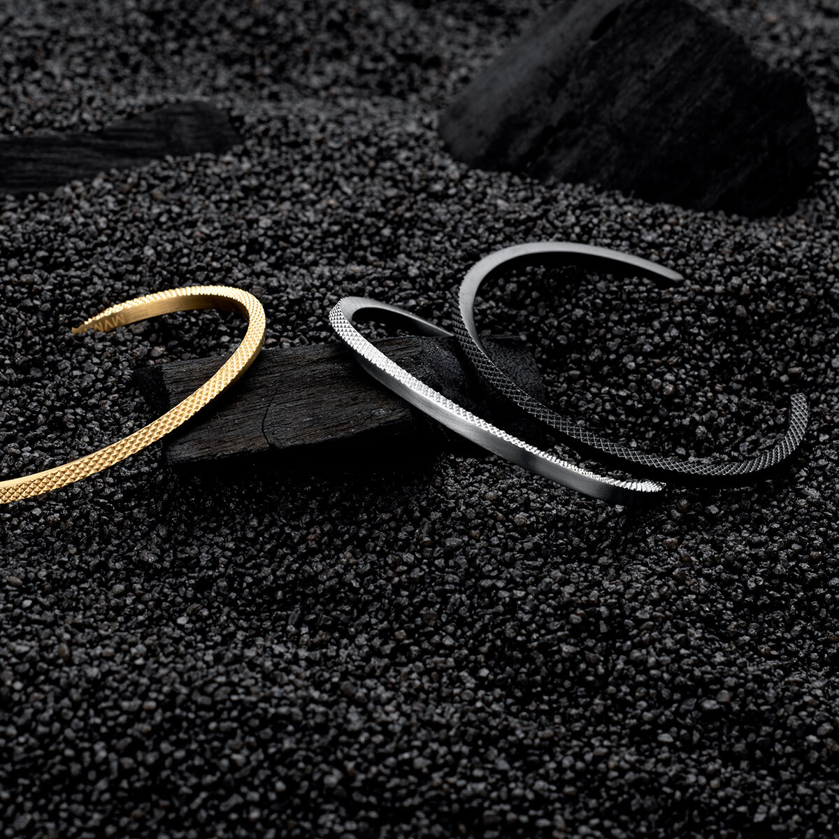 Mvmt twist cuff new arrivals