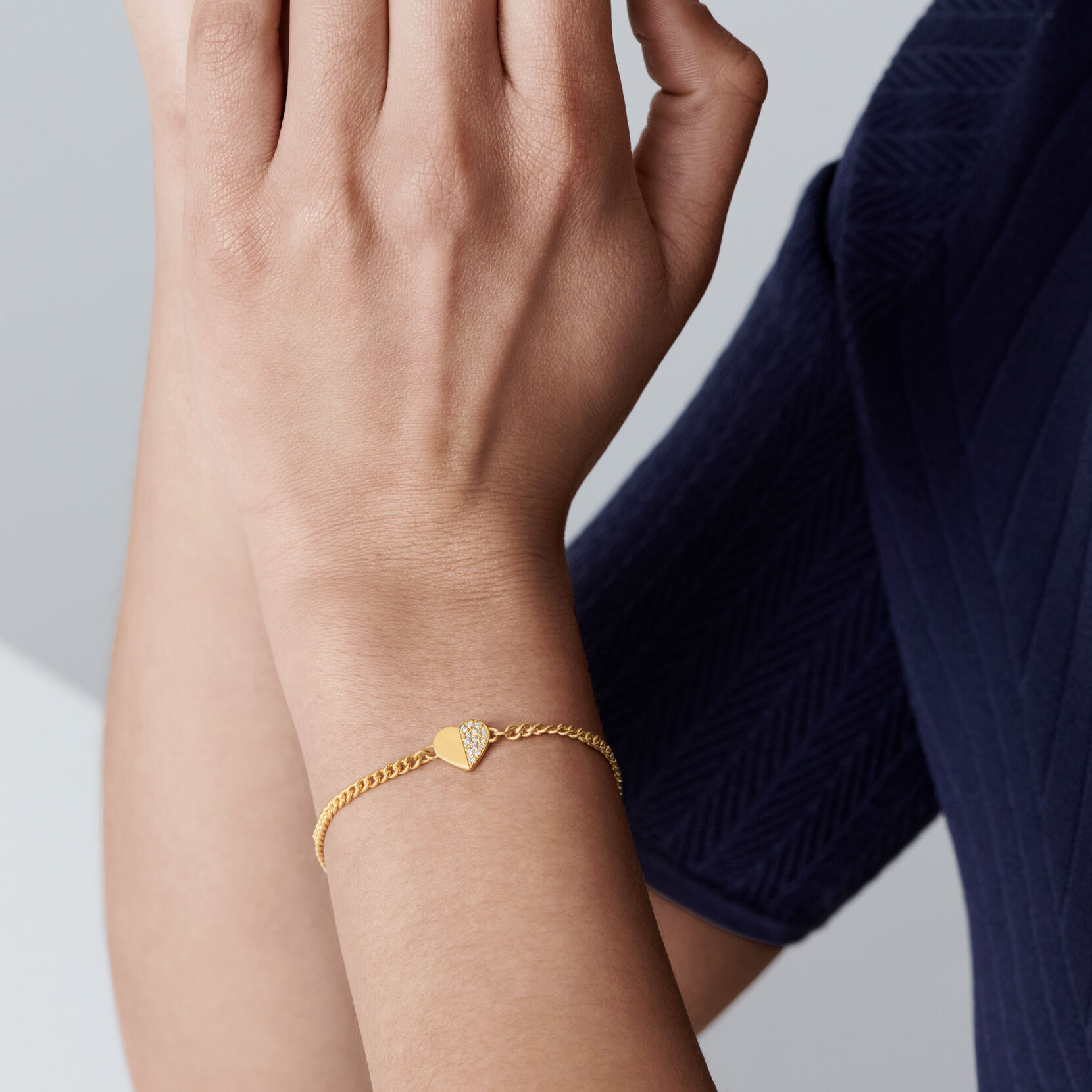 Petite Heart Women's Bracelet