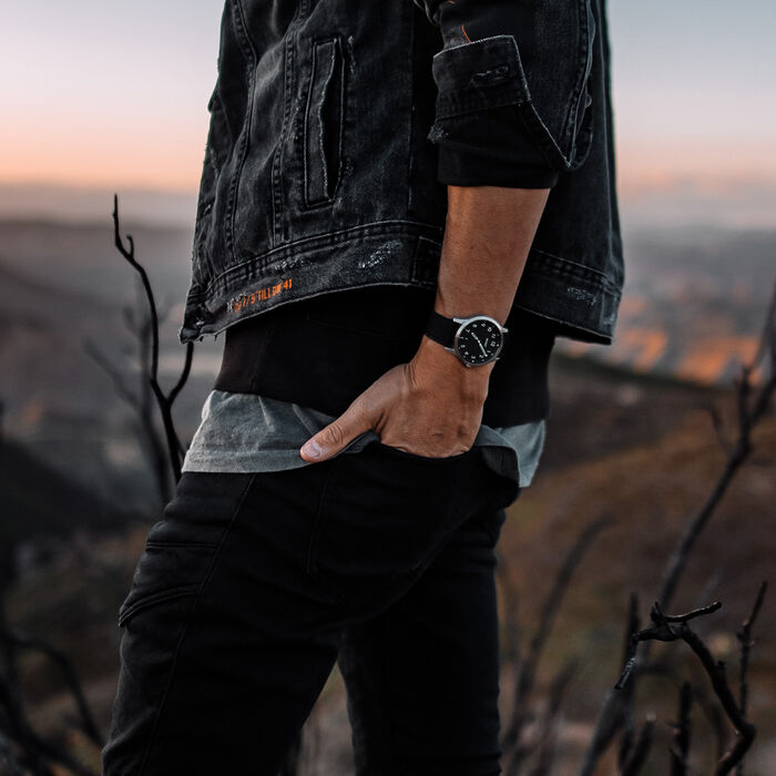 Grid Black