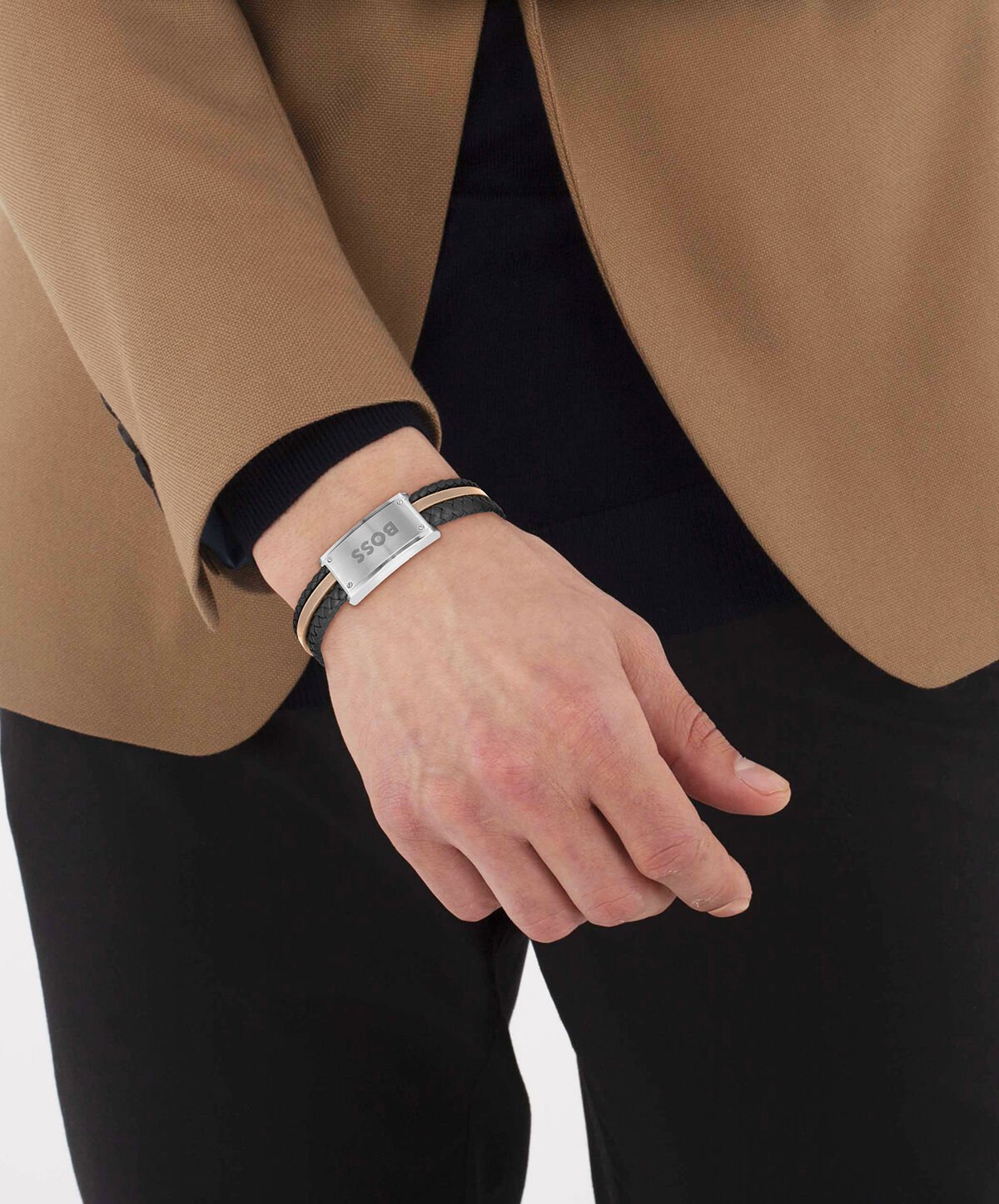 【Hugo Boss】ロゴプレート レザー ブレスレット【送料関税込】 BOSS（HUGO BOSS） BOSS ヒューゴ ボス レザーブレスレット