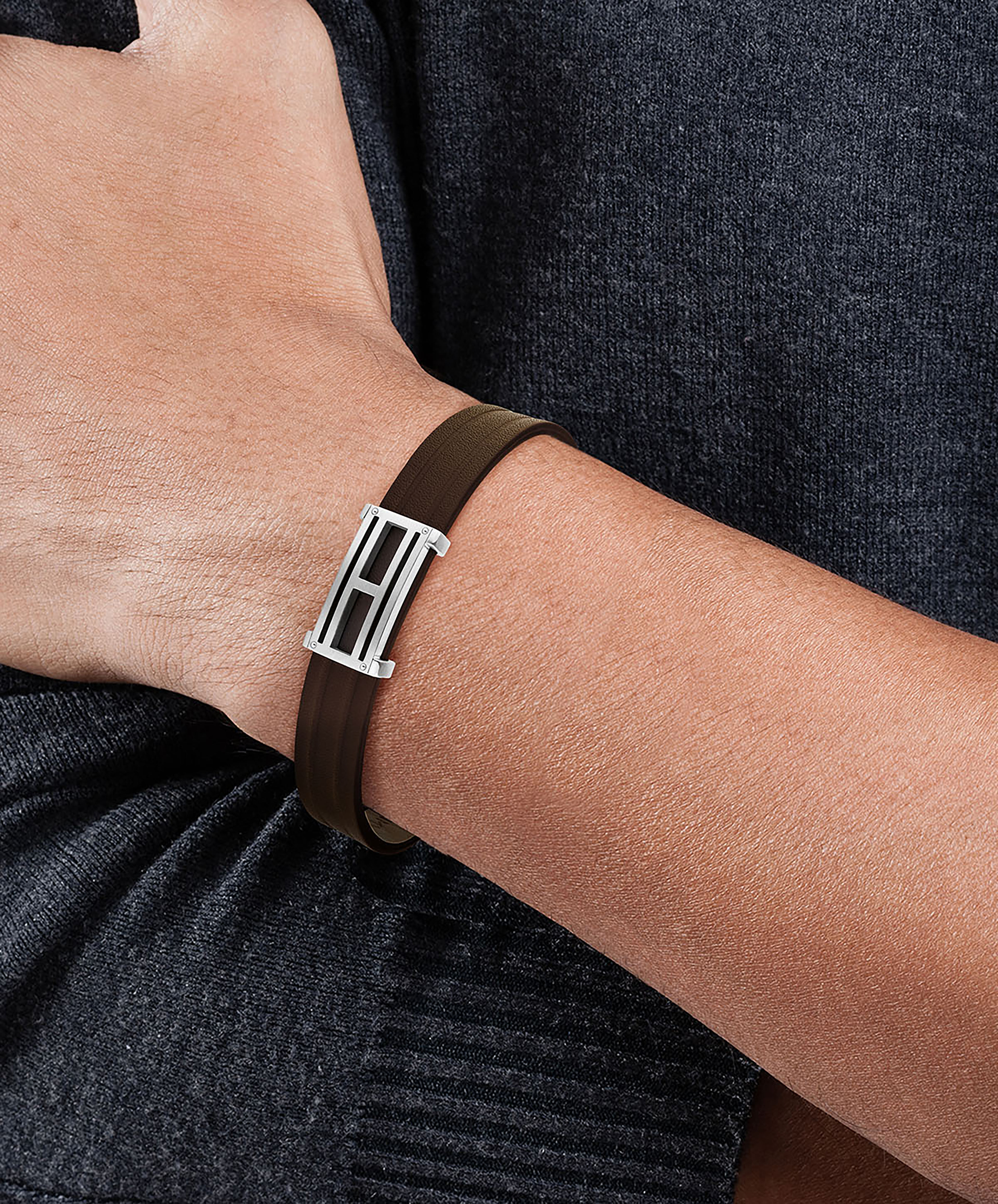 Tommy hilfiger mens shop black leather bracelet