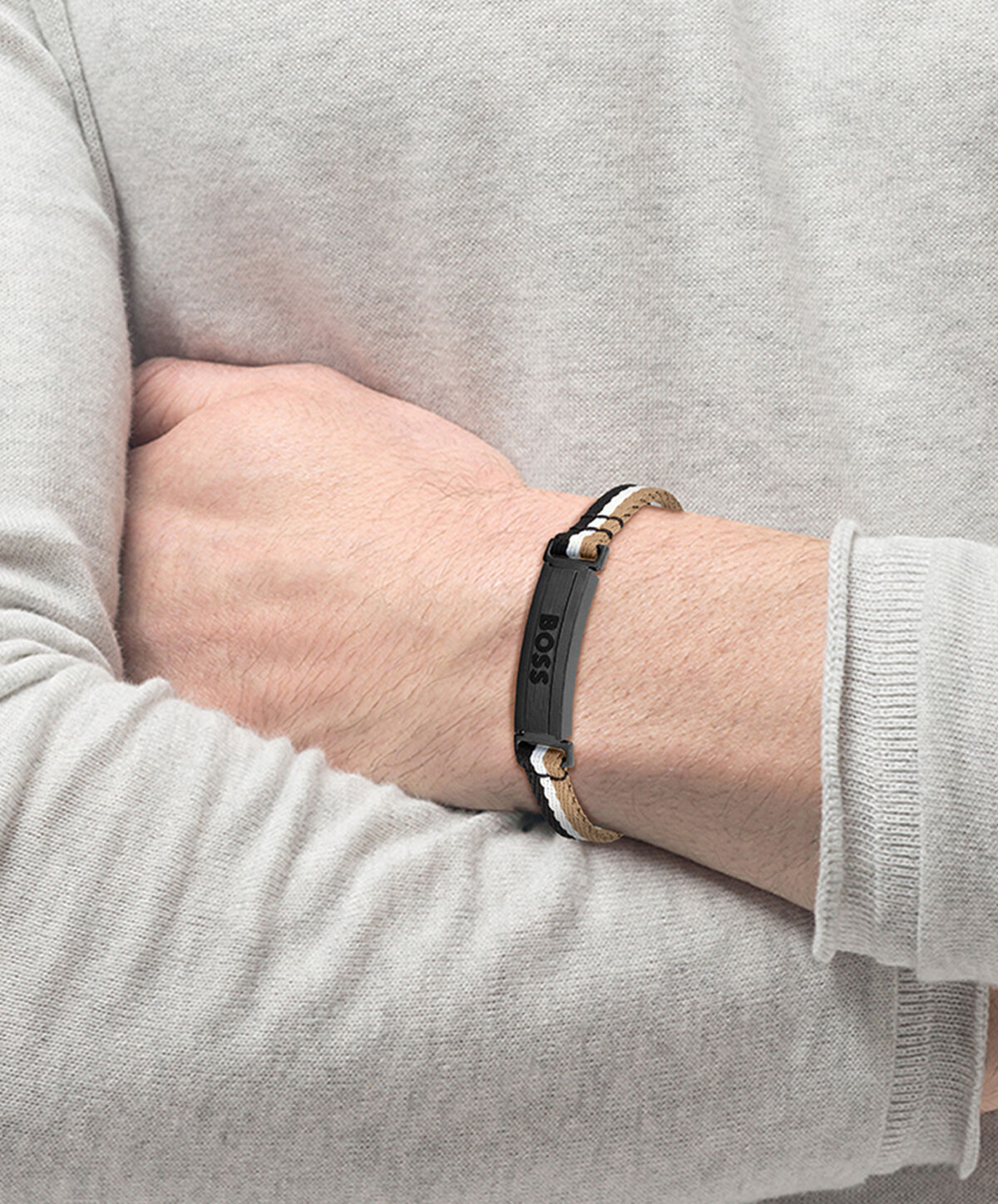 Hugo boss men's bracelet leather online