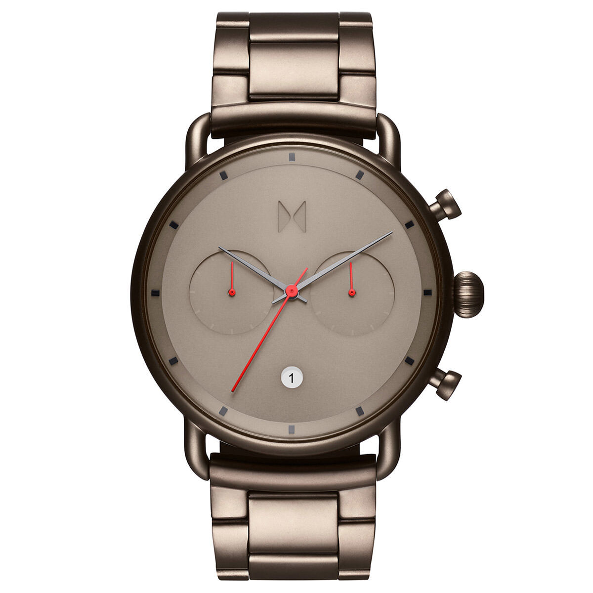 OUR LARGEST WATCH TO DATE THE 47MM BLACKTOP IS SIZABLE YET SLEEK. ITS THIN PROFILE AND DOMED GLASS CASE HUG THE WRIST FOR A TASTEFULLY BOLD STATEMENT MAKING LOOK