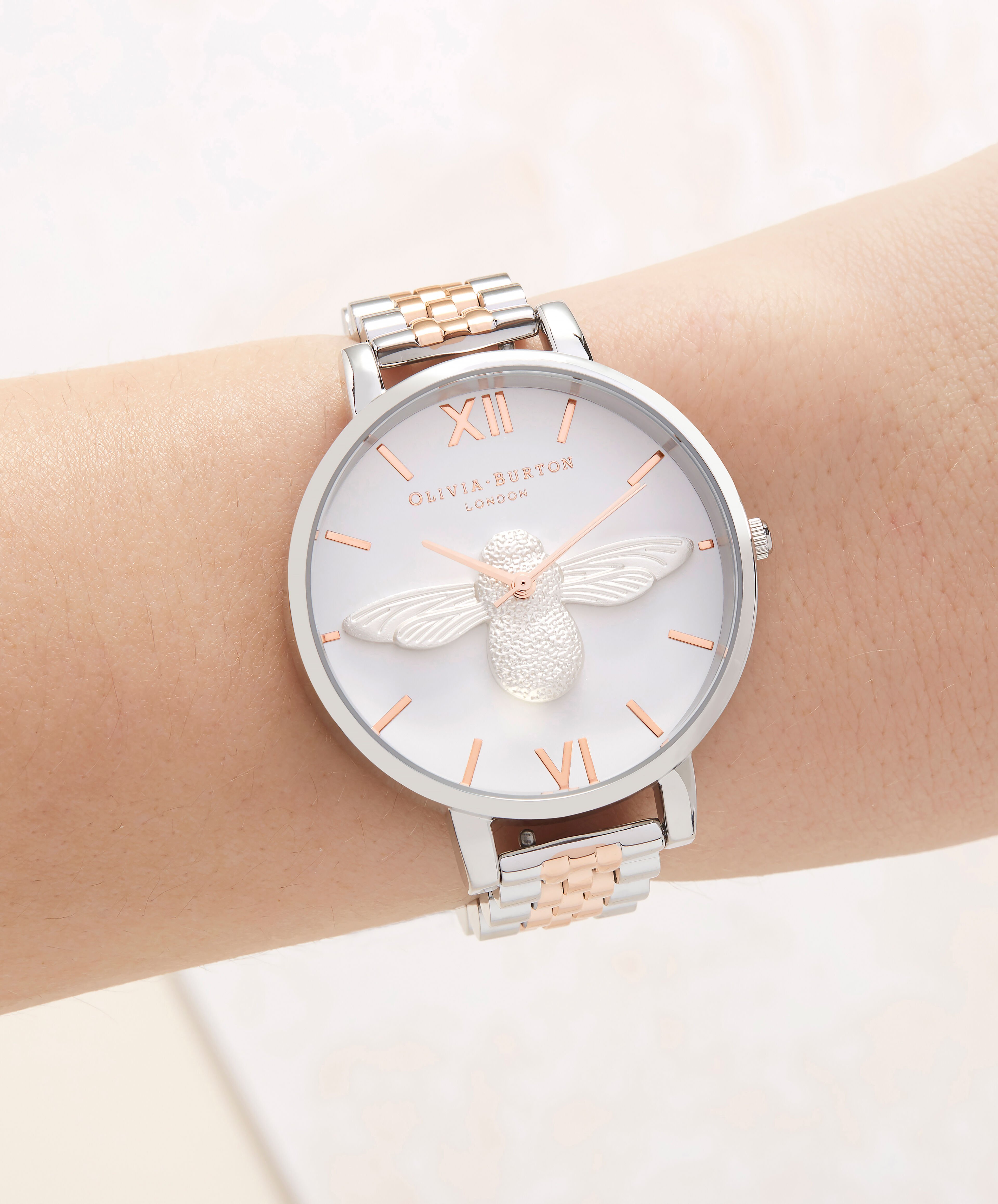Ladies 3D Bee Bracelet Silver Rose Gold Olivia Burton London